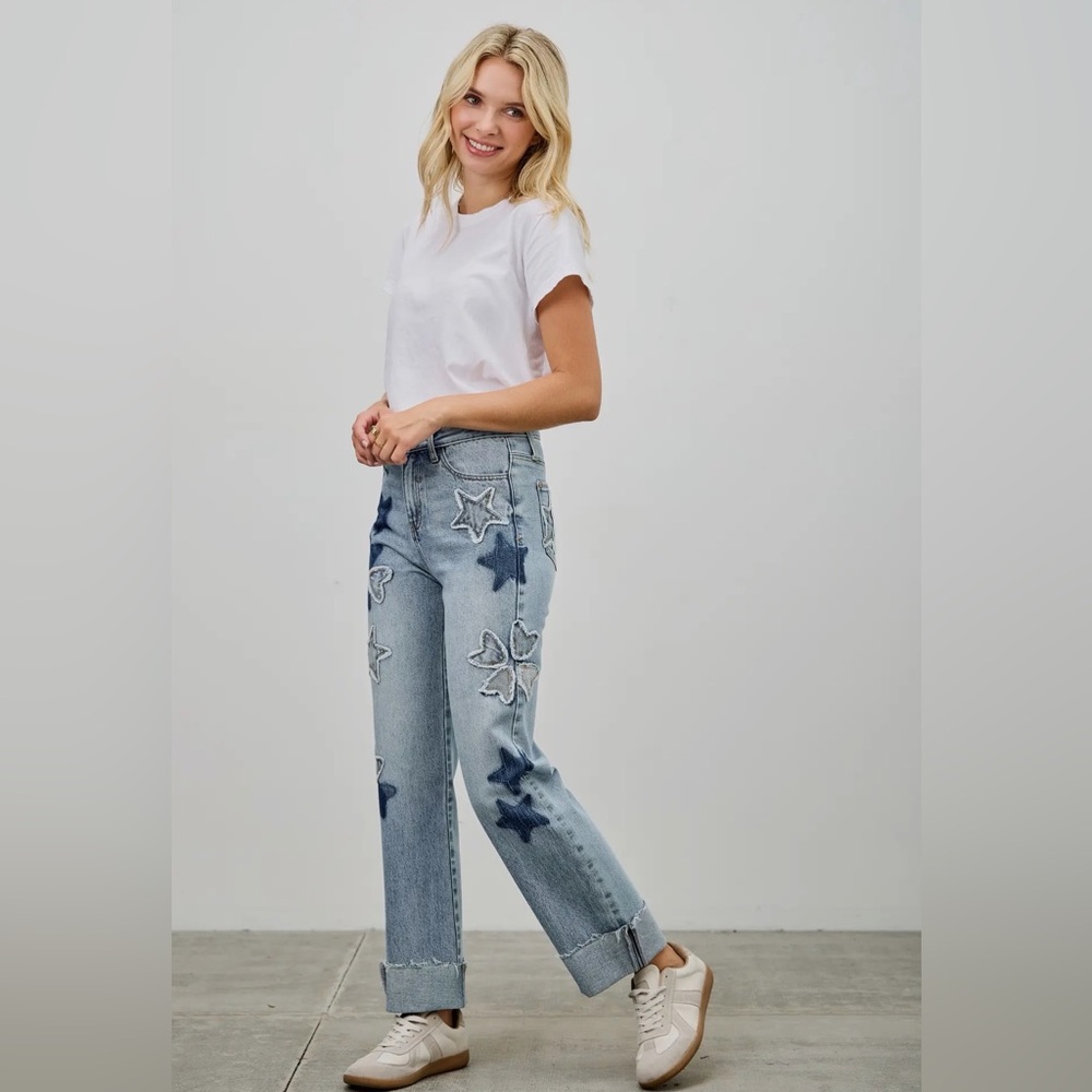 High Rise Stretchy Embroidered Jeans - Picture 2 of 6